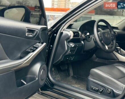 Чорний Лексус ІС, об'ємом двигуна 2.5 л та пробігом 213 тис. км за 17500 $, фото 18 на Automoto.ua