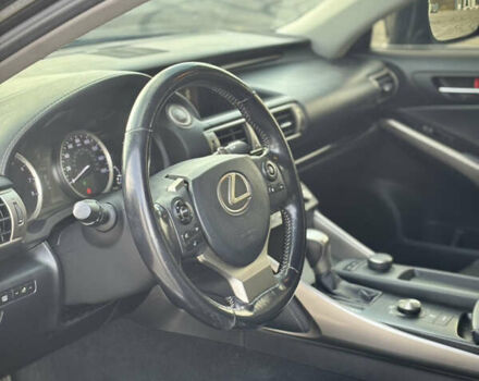 Черный Лексус ИС, объемом двигателя 2 л и пробегом 140 тыс. км за 18500 $, фото 7 на Automoto.ua