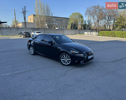 Черный Лексус ИС, объемом двигателя 2 л и пробегом 59 тыс. км за 18500 $, фото 1 на Automoto.ua