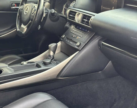 Черный Лексус ИС, объемом двигателя 2 л и пробегом 140 тыс. км за 18500 $, фото 11 на Automoto.ua