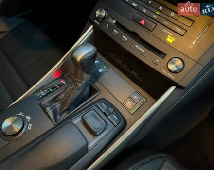 Чорний Лексус ІС, об'ємом двигуна 2 л та пробігом 160 тис. км за 17700 $, фото 22 на Automoto.ua