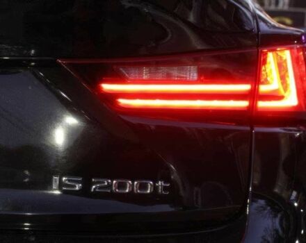 Черный Лексус ИС, объемом двигателя 2 л и пробегом 75 тыс. км за 11000 $, фото 13 на Automoto.ua