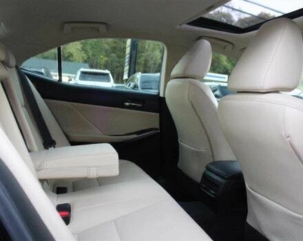 Черный Лексус ИС, объемом двигателя 2 л и пробегом 75 тыс. км за 11000 $, фото 8 на Automoto.ua