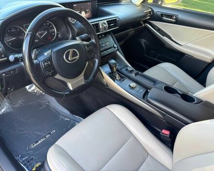 Черный Лексус ИС, объемом двигателя 3.5 л и пробегом 52 тыс. км за 15200 $, фото 4 на Automoto.ua