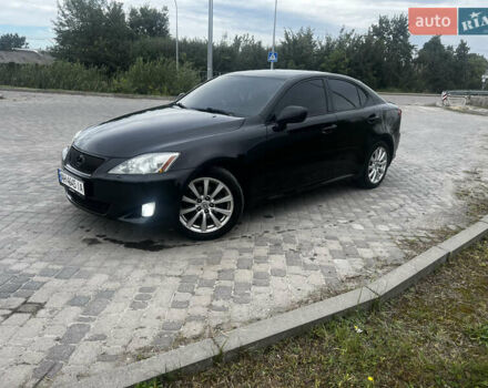 Черный Лексус ИС, объемом двигателя 2.5 л и пробегом 232 тыс. км за 10000 $, фото 1 на Automoto.ua