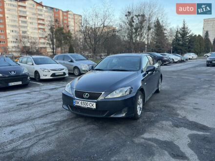 Черный Лексус ИС, объемом двигателя 2.23 л и пробегом 336 тыс. км за 6900 $, фото 1 на Automoto.ua