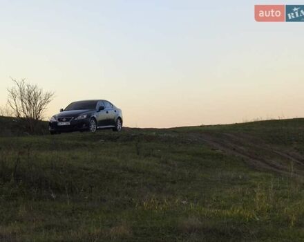 Чорний Лексус ІС, об'ємом двигуна 2.23 л та пробігом 377 тис. км за 4600 $, фото 1 на Automoto.ua