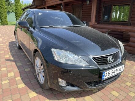 Черный Лексус ИС, объемом двигателя 2.2 л и пробегом 280 тыс. км за 9500 $, фото 1 на Automoto.ua