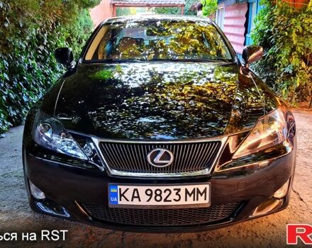 Черный Лексус ИС, объемом двигателя 2.5 л и пробегом 179 тыс. км за 11800 $, фото 1 на Automoto.ua