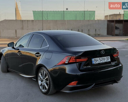 Черный Лексус ИС, объемом двигателя 2.49 л и пробегом 170 тыс. км за 18000 $, фото 1 на Automoto.ua
