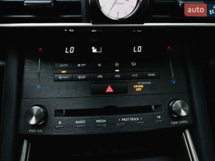 Лексус ІС 2019 у Києві на Automoto.ua Чорний Лексус ІС, об'ємом двигуна 3.46 л та пробігом 52 тис. км за 26190 $, фото 1 на Automoto.ua