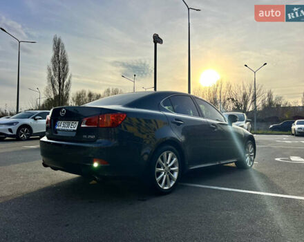 Коричневый Лексус ИС, объемом двигателя 2.5 л и пробегом 169 тыс. км за 10800 $, фото 6 на Automoto.ua