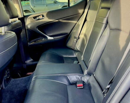 Коричневый Лексус ИС, объемом двигателя 2.5 л и пробегом 169 тыс. км за 10800 $, фото 10 на Automoto.ua