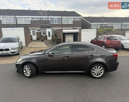 Лексус ИС 2009 в Красноград на Automoto.ua Коричневый Лексус ИС, объемом двигателя 2.23 л и пробегом 270 тыс. км за 9430 $, фото 2 на Automoto.ua