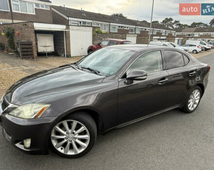 Лексус ИС 2009 в Красноград на Automoto.ua Коричневый Лексус ИС, объемом двигателя 2.23 л и пробегом 270 тыс. км за 9430 $, фото 3 на Automoto.ua