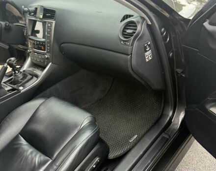 Лексус ИС 2009 в Красноград на Automoto.ua Коричневый Лексус ИС, объемом двигателя 2.23 л и пробегом 270 тыс. км за 9430 $, фото 19 на Automoto.ua