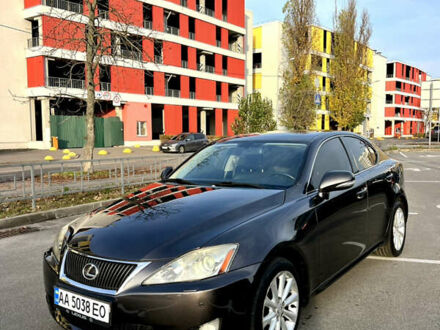 Коричневый Лексус ИС, объемом двигателя 2.5 л и пробегом 169 тыс. км за 10800 $, фото 1 на Automoto.ua