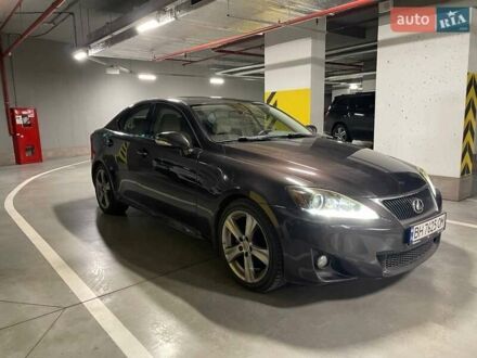 Коричневый Лексус ИС, объемом двигателя 2.5 л и пробегом 124 тыс. км за 17500 $, фото 1 на Automoto.ua
