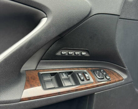 Красный Лексус ИС, объемом двигателя 2.5 л и пробегом 220 тыс. км за 16500 $, фото 42 на Automoto.ua