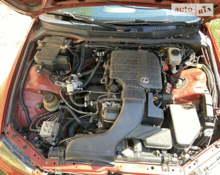 Червоний Лексус ІС, об'ємом двигуна 2 л та пробігом 320 тис. км за 4900 $, фото 5 на Automoto.ua