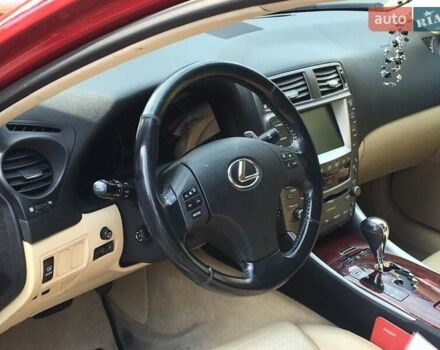 Червоний Лексус ІС, об'ємом двигуна 2.5 л та пробігом 230 тис. км за 8100 $, фото 4 на Automoto.ua