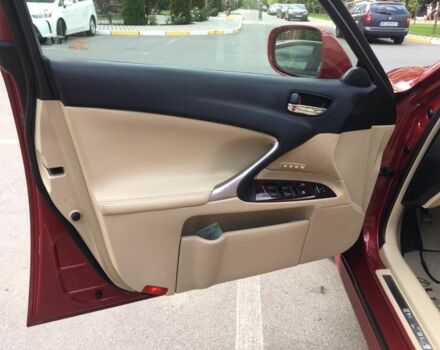 Лексус ІС 2006 у Буче на Automoto.ua Червоний Лексус ІС, об'ємом двигуна 2.5 л та пробігом 230 тис. км за 8100 $, фото 4 на Automoto.ua