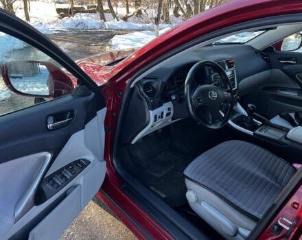 Червоний Лексус ІС, об'ємом двигуна 2.2 л та пробігом 272 тис. км за 8000 $, фото 8 на Automoto.ua