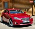 Красный Лексус ИС, объемом двигателя 2.5 л и пробегом 195 тыс. км за 9600 $, фото 1 на Automoto.ua