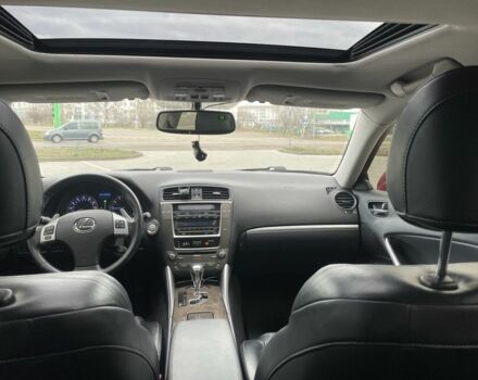 Красный Лексус ИС, объемом двигателя 2.5 л и пробегом 220 тыс. км за 11000 $, фото 10 на Automoto.ua