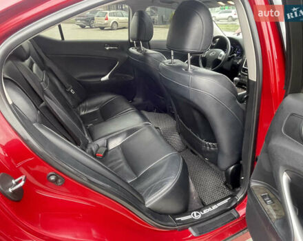 Красный Лексус ИС, объемом двигателя 2.5 л и пробегом 220 тыс. км за 11000 $, фото 11 на Automoto.ua