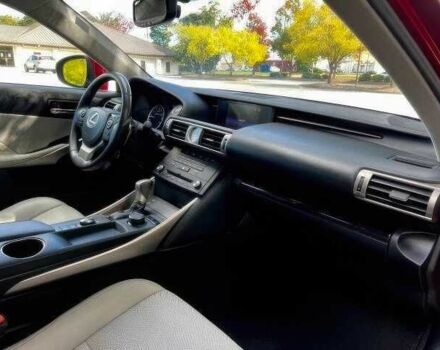 Красный Лексус ИС, объемом двигателя 2.5 л и пробегом 110 тыс. км за 3900 $, фото 13 на Automoto.ua