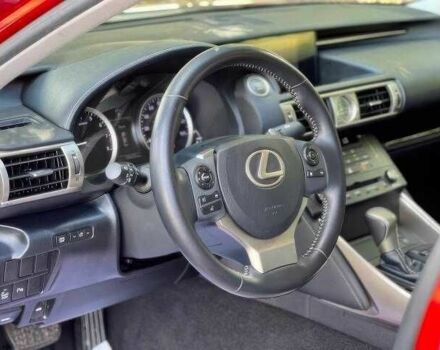 Красный Лексус ИС, объемом двигателя 2.5 л и пробегом 110 тыс. км за 3900 $, фото 8 на Automoto.ua