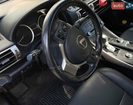 Лексус ИС 2015 в Измаиле на Automoto.ua Красный Лексус ИС, объемом двигателя 2 л и пробегом 40 тыс. км за 19200 $, фото 11 на Automoto.ua