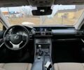 Красный Лексус ИС, объемом двигателя 2 л и пробегом 34 тыс. км за 6700 $, фото 4 на Automoto.ua