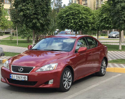 Красный Лексус ИС, объемом двигателя 2.5 л и пробегом 200 тыс. км за 7000 $, фото 1 на Automoto.ua