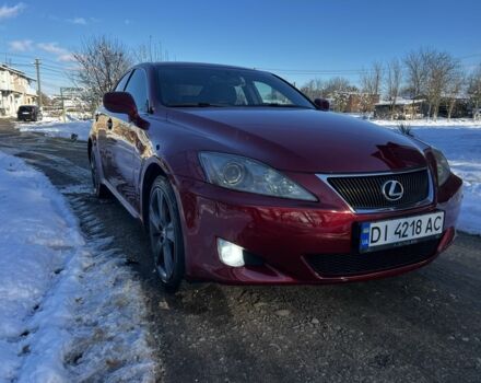 Красный Лексус ИС, объемом двигателя 2.2 л и пробегом 272 тыс. км за 8000 $, фото 1 на Automoto.ua