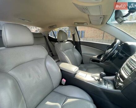 Лексус ИС, объемом двигателя 3 л и пробегом 234 тыс. км за 9000 $, фото 18 на Automoto.ua
