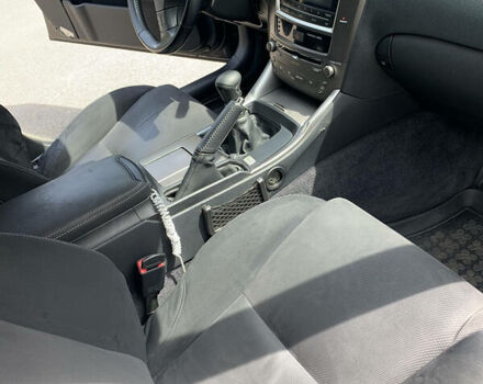 Лексус ИС, объемом двигателя 2.2 л и пробегом 192 тыс. км за 8900 $, фото 12 на Automoto.ua