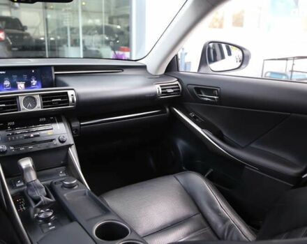Лексус ИС, объемом двигателя 2.5 л и пробегом 122 тыс. км за 17000 $, фото 14 на Automoto.ua
