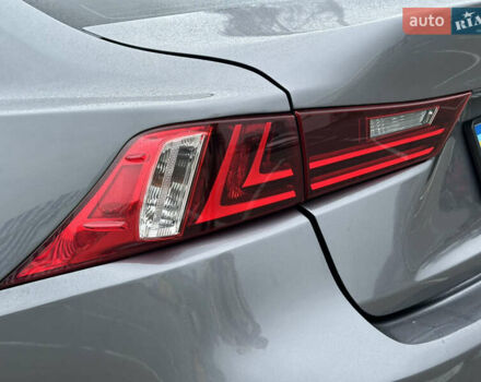 Лексус ІС, об'ємом двигуна 2.5 л та пробігом 110 тис. км за 15500 $, фото 26 на Automoto.ua