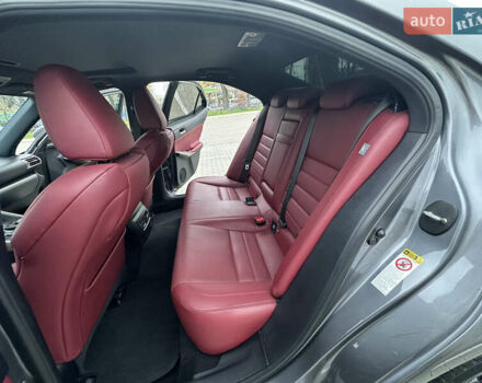 Лексус ІС, об'ємом двигуна 2.5 л та пробігом 110 тис. км за 15500 $, фото 4 на Automoto.ua