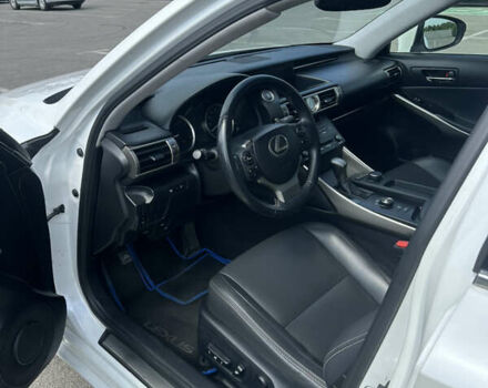 Лексус ІС, об'ємом двигуна 0 л та пробігом 160 тис. км за 17000 $, фото 10 на Automoto.ua