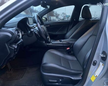 Лексус ИС, объемом двигателя 2 л и пробегом 55 тыс. км за 36999 $, фото 15 на Automoto.ua