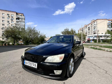 Лексус ІС, об'ємом двигуна 1.99 л та пробігом 314 тис. км за 5000 $, фото 1 на Automoto.ua