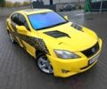 Желтый Лексус ИС, объемом двигателя 2.5 л и пробегом 176 тыс. км за 6500 $, фото 14 на Automoto.ua
