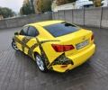 Желтый Лексус ИС, объемом двигателя 2.5 л и пробегом 176 тыс. км за 6500 $, фото 21 на Automoto.ua