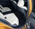 Жовтий Лексус ІС, об'ємом двигуна 5 л та пробігом 120 тис. км за 19000 $, фото 7 на Automoto.ua