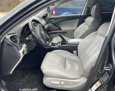 Серый Лексус ИС, объемом двигателя 2.2 л и пробегом 307 тыс. км за 7000 $, фото 18 на Automoto.ua