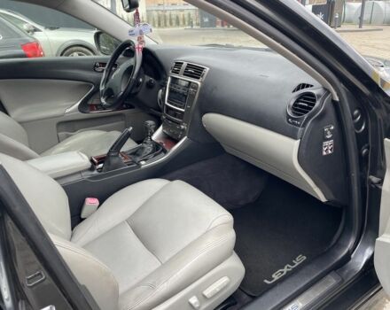 Серый Лексус ИС, объемом двигателя 2.2 л и пробегом 307 тыс. км за 7000 $, фото 20 на Automoto.ua