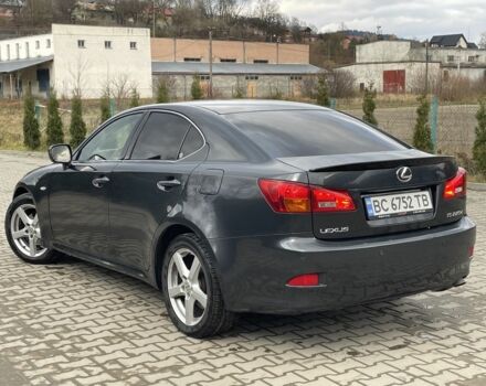Серый Лексус ИС, объемом двигателя 2.2 л и пробегом 307 тыс. км за 7000 $, фото 5 на Automoto.ua